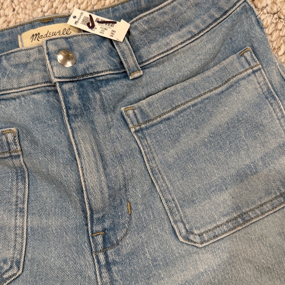 Madewell The Denim Emmett Short: Patch Pocket Edition - Picture 7 of 7